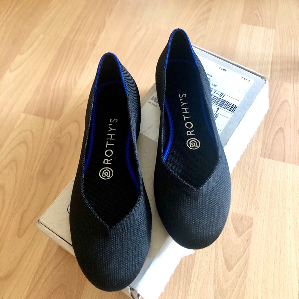Rothy’s The Flat Black Sz 7 NWT
